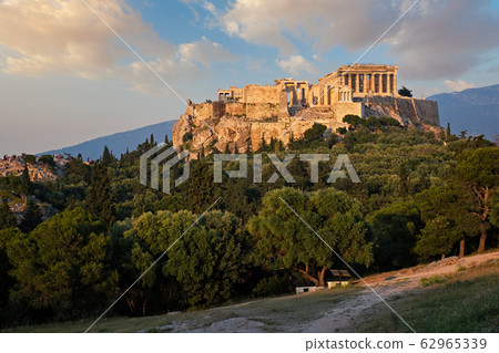 Iconic Parthenon Temple at the Acropolis of Athens, Greece Iconic Parthenon Temple at the Acropolis of Athens, Greece 62965339