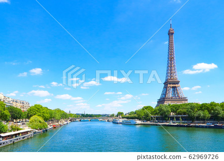 Eiffel Tower Paris France 62969726