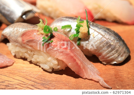 Delicious sushi Delicious sushi 62971304