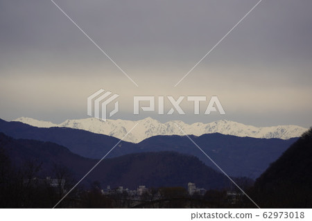 Hakuba (Hakuba mountain range with halo) 62973018
