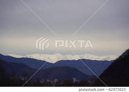 Hakuba (Hakuba mountain range with halo) 62973021