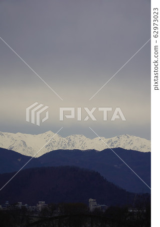 Hakuba (Hakuba mountain range with halo) 62973023
