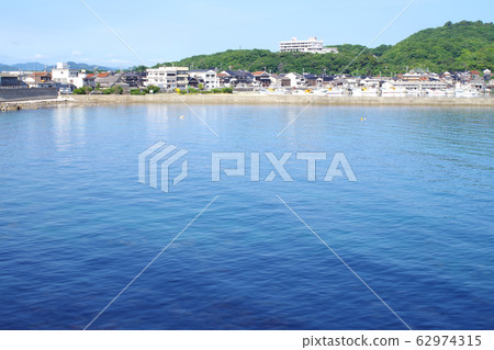 View of the fishing village of Koshigahama in Hagi City View of the fishing village of Koshigahama in Hagi City 62974315