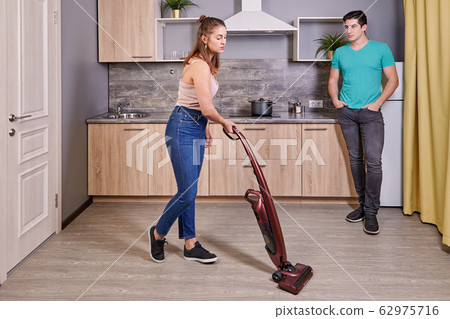 Sexual discrimination of women in the family. 62975716