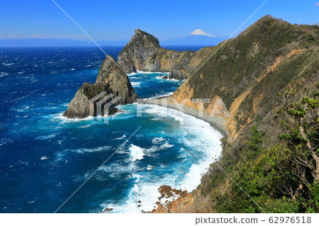 [靜岡縣]天氣晴朗的富士山和千金門 62976518