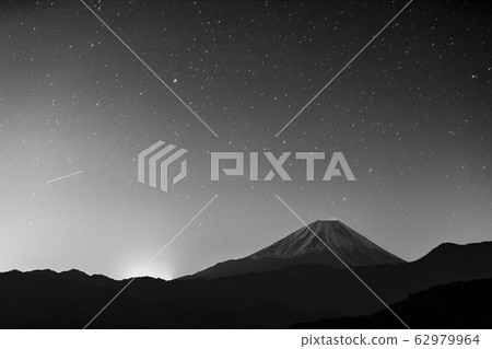 高山鑽石富士的銀河富士山 高山鑽石富士的銀河富士山 62979964