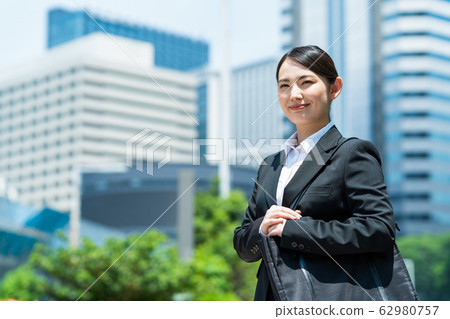 女性女商人求職新員工年輕女子年輕 62980757