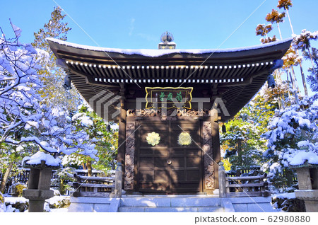 Soto Buddhist temple 62980880
