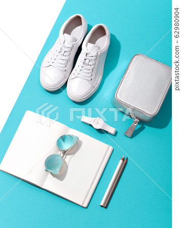 Organised set of white female accessories. 62980904
