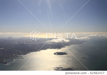 從飛機上看過的小島 62982417