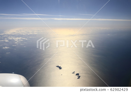Island seen from the plane Island seen from the plane 62982429