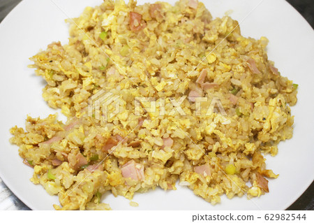 Fried rice  62982544