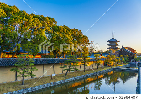 京都東寺五層塔 62984407