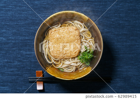 Buckwheat noodles 62989415