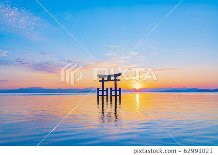 Shiga Prefecture Shirahige Shrine 62991021