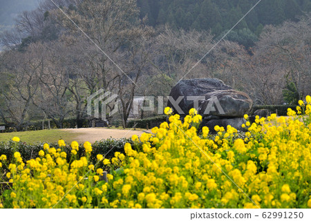 Stone stage Stone stage 62991250