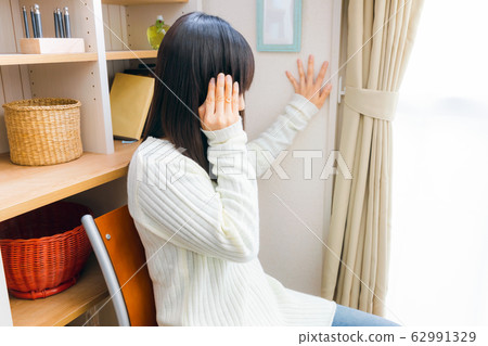 頭痛頭暈貧血婦女各種症狀 62991329