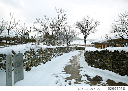 家鄉村和冬季風光 家鄉村和冬季風光 62993938