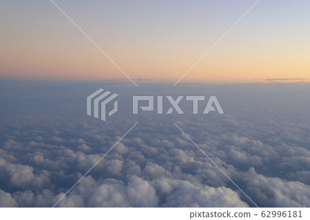 Glow and clouds Glow and clouds 62996181