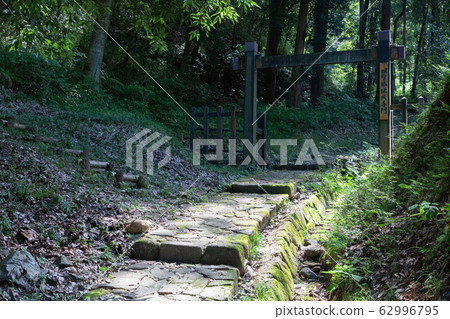 曙池城遺址大手門-曙光秀秀建造的城堡，約裡根Toki- 62996795