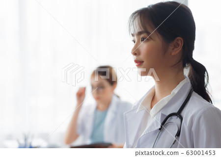 Doctors hospital working Doctors hospital working 63001453