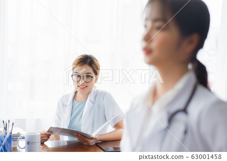 Doctors hospital working Doctors hospital working 63001458