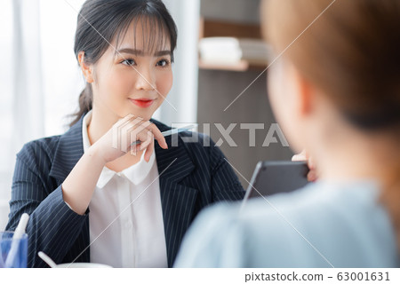 business woman working office 63001631