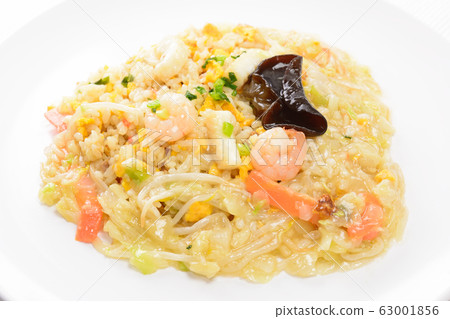 Delicious fried rice 63001856