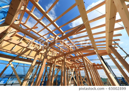 New building detached house upper building site on a sunny day New building detached house upper building site on a sunny day 63002899