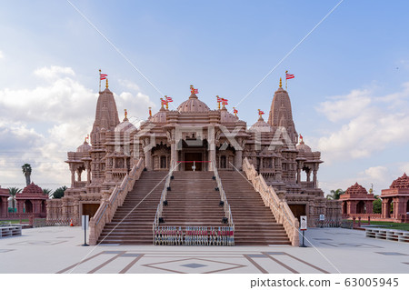Exterior view of the famous BAPS Shri Swaminarayan Exterior view of the famous BAPS Shri Swaminarayan 63005945