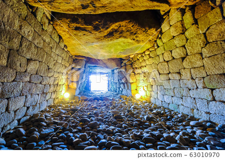 Ancient stone chamber Ancient stone chamber 63010970