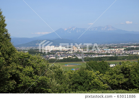 Asahikawa town and Daisetsuzan 63011886