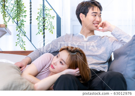 夫妻打架情侶戀人 63012976