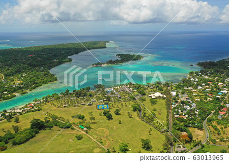 維拉港美麗的大海的鳥瞰圖 63013965