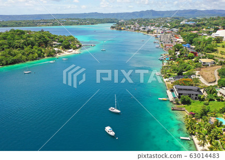 埃菲特島美麗海岸的鳥瞰圖 埃菲特島美麗海岸的鳥瞰圖 63014483