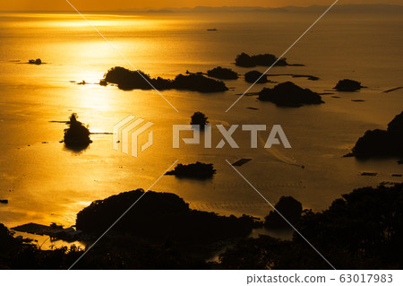 Dusk at Kujukushima / Ishidake Observatory 63017983