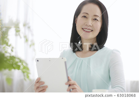 活躍的高級平板電腦終端 活躍的高級平板電腦終端 63018068