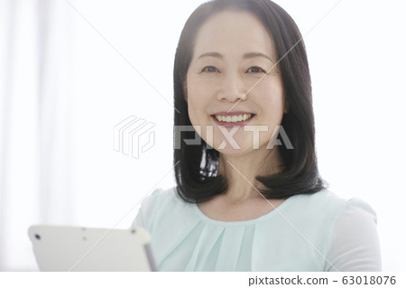 活躍的高級平板電腦終端 活躍的高級平板電腦終端 63018076