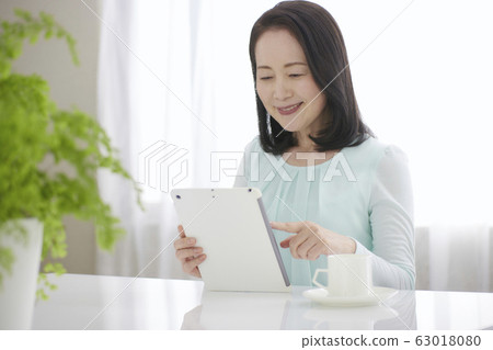 活躍的高級平板電腦終端 活躍的高級平板電腦終端 63018080
