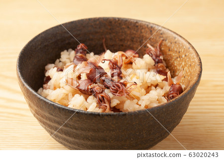 Grilled firefly squid rice Grilled firefly squid rice 63020243