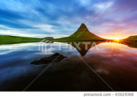 Incredible landscape with Kirkjufell mountain 63029366