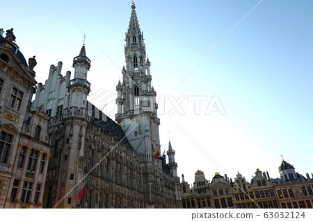 Belgium Brussels Grand Place daytime landscape Belgium Brussels Grand Place daytime landscape 63032124