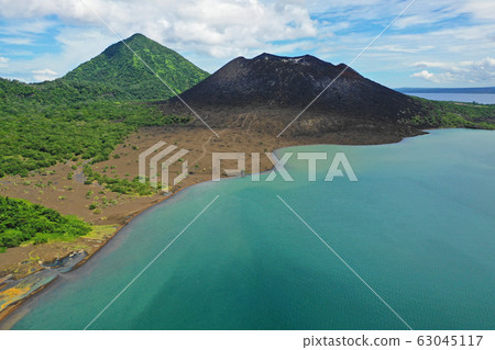 在巴布亞新幾內亞的Tabulbul火山鳥瞰圖 63045117