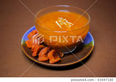 安東 Sikhye 和乾柿子,韓國食品甜點節日食品 安東 Sikhye 和乾柿子,韓國食品甜點節日食品 63047180