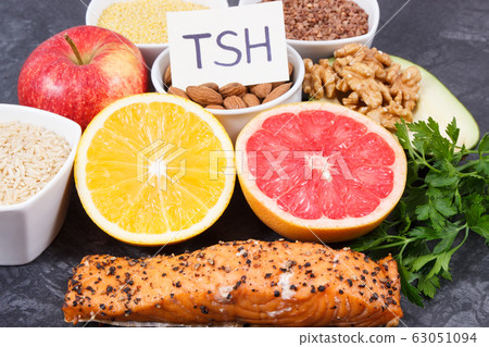 Dietary and beneficial eating for thyroid gland Dietary and beneficial eating for thyroid gland 63051094