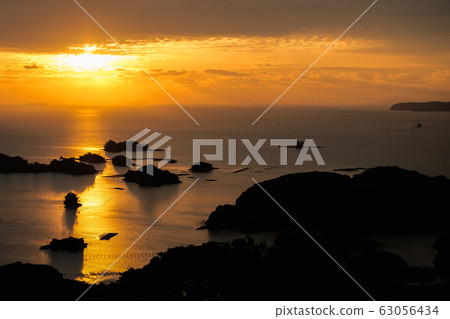 Dusk at Kujukushima / Ishidake Observatory Dusk at Kujukushima / Ishidake Observatory 63056434