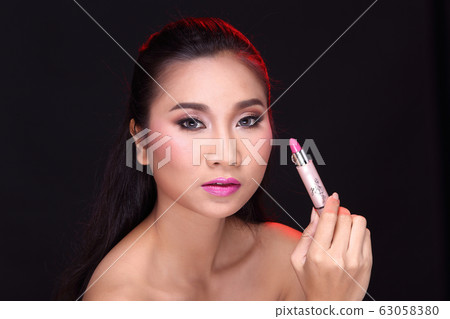 Beauty fashion portrait of Asian black hair woman 63058380
