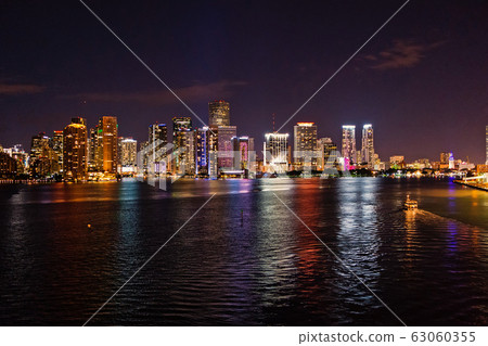 Miami, Florida, USA skyline on Biscayne Bay. 63060355