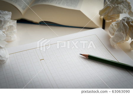 Manuscript form Author Author dictionary 63063090