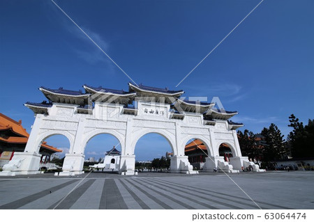 自由廣場門(台灣台北中正紀念堂) 自由廣場門(台灣台北中正紀念堂) 63064474